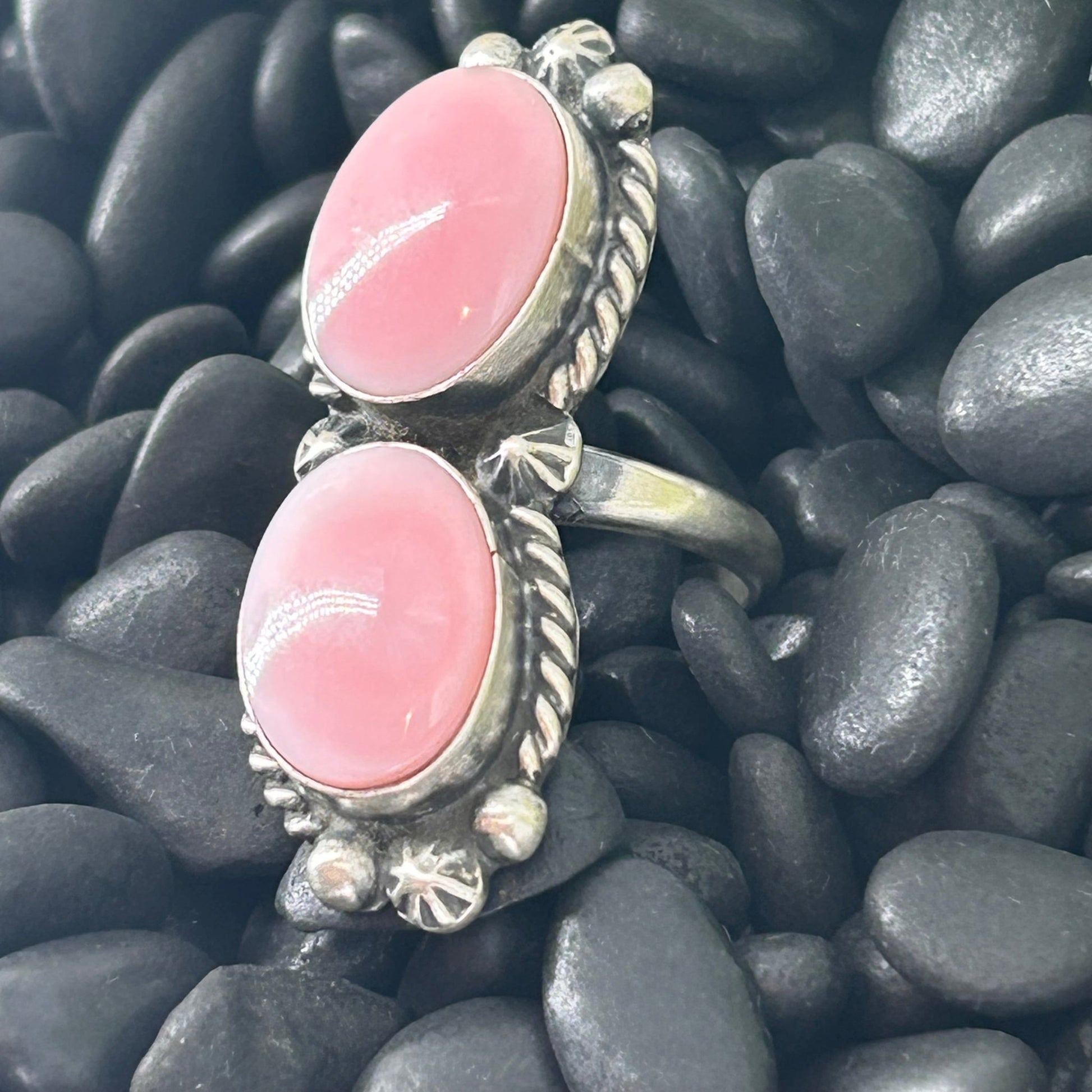Navajo Sterling Pink Conch 2 Stone Braided Rope Trim Ring - Eugene Belone - Turquoise Sunset!