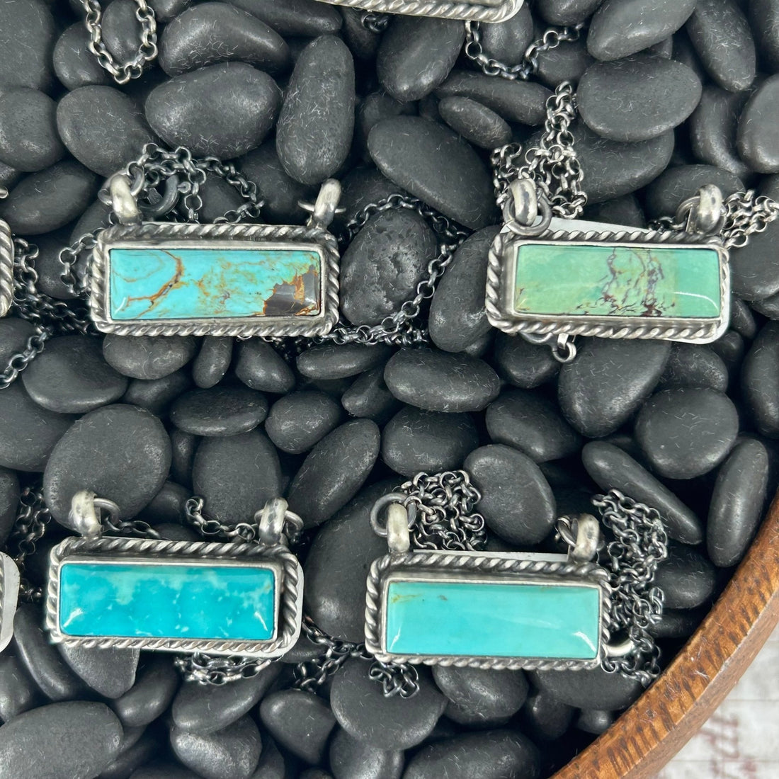 A Beginner’s Guide to Buying Authentic Turquoise Jewelry - Turquoise Sunset