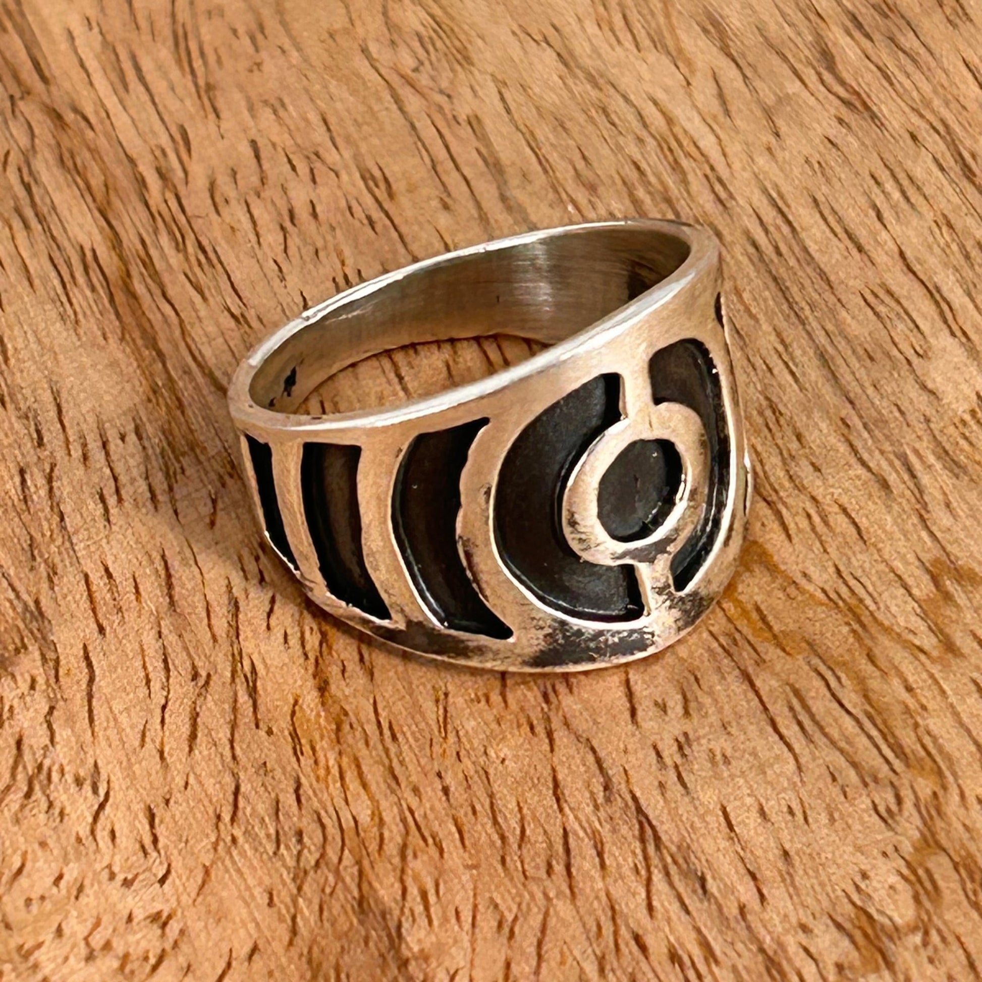 Navajo Sterling Silver & Black Stamped Design Ring 8 3/4 - Rings - Stamped - Turquoise Sunset!