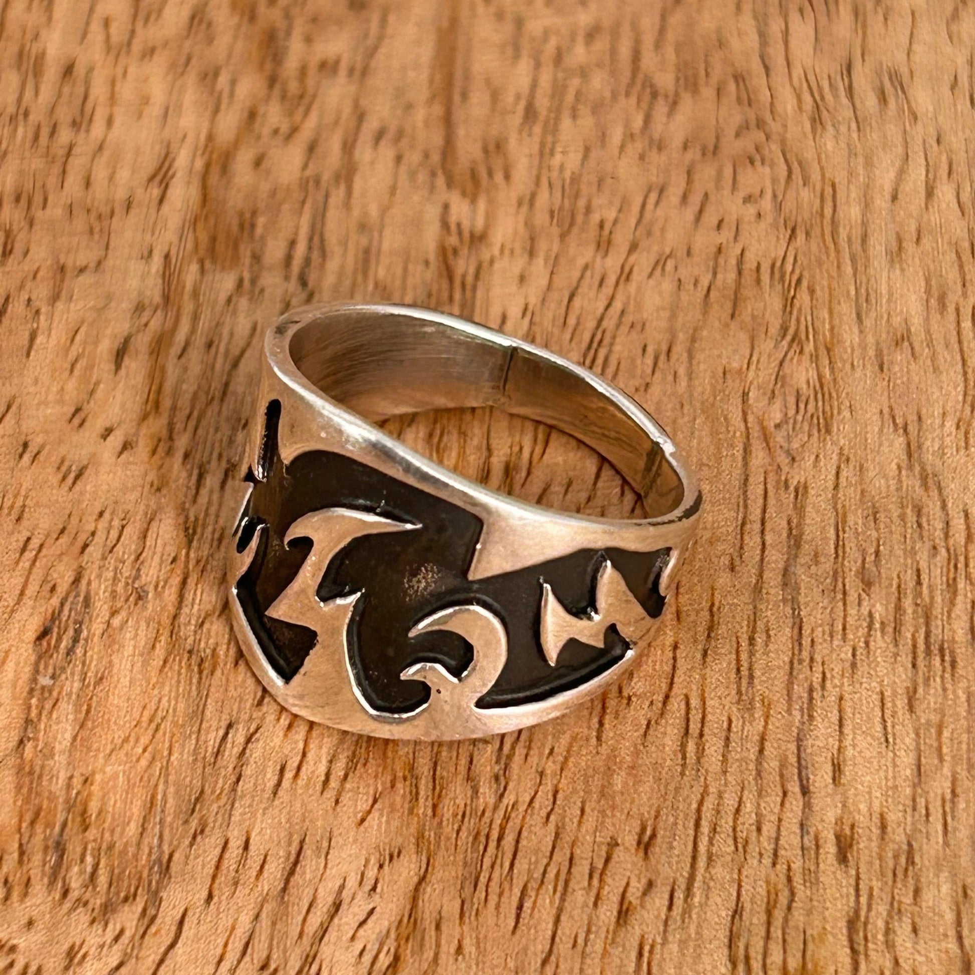 Navajo Sterling Silver & Black Stamped Design Ring 9 1/2 - Rings - Stamped - Turquoise Sunset!